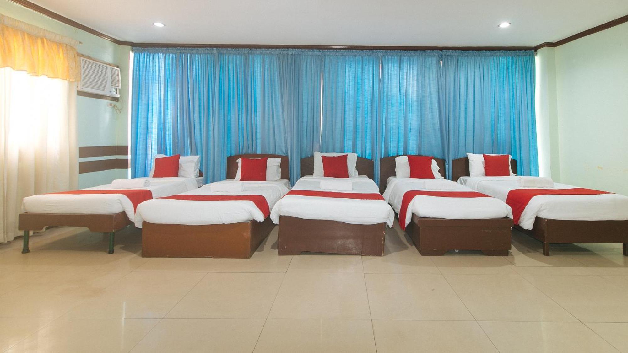 Reddoorz At Maanyag Pension House Mandaue Cebu Exterior photo