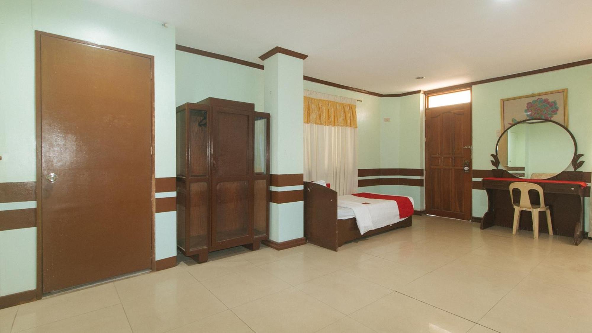 Reddoorz At Maanyag Pension House Mandaue Cebu Exterior photo