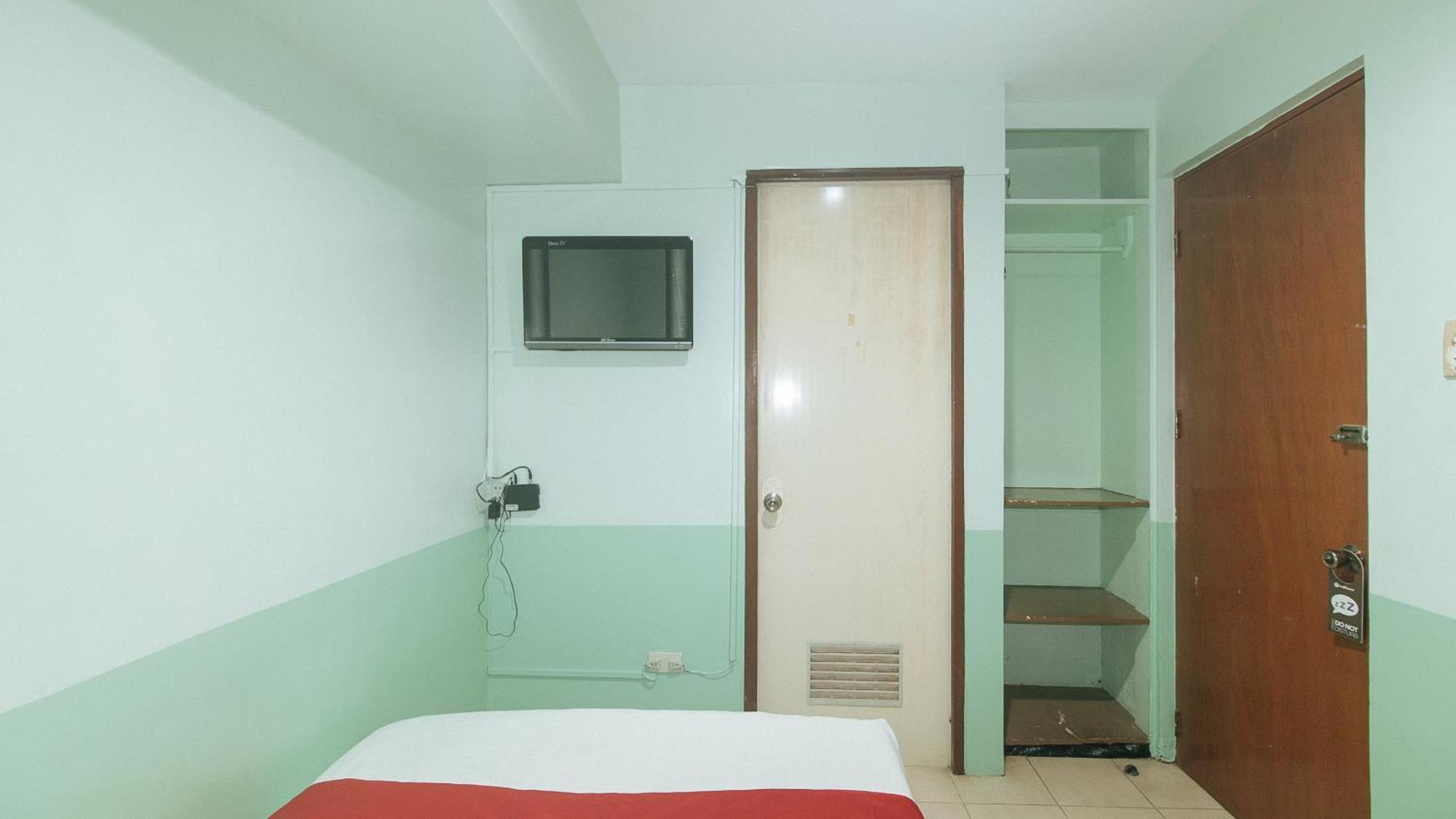 Reddoorz At Maanyag Pension House Mandaue Cebu Exterior photo